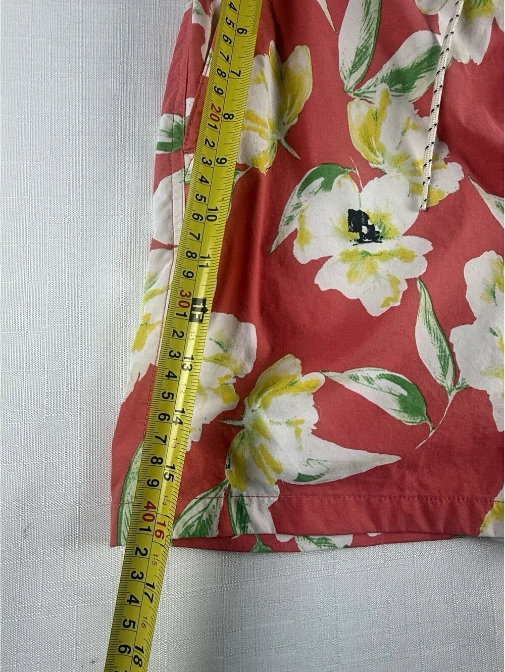 J.Crew Floral Board Shorts Swim Trunks Men’s Size 32 Pink Tropical Beach